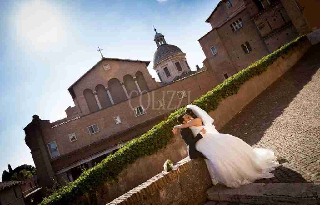 Foto all'esterno dopo la cerimonia alla Basilica Santi Giovanni e Paolo